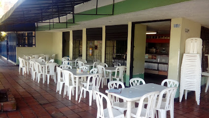 Restaurante Casa Huilense - Cl. 9 #16-06, Chapinero, Neiva, Huila, Colombia