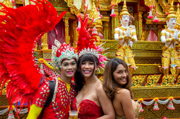 Meeting ladyboys in Pattaya