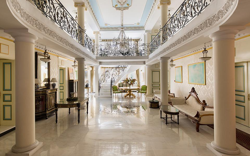 10 Emerging Luxury Residential Villa Interior Designers in UAE - Decorious