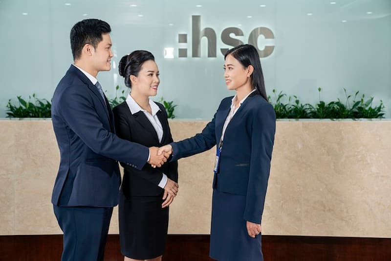 Công ty chứng khoán HSC - sát cánh bên bạn trong mọi hình thức