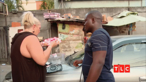 Woman-Hits-Man-In-Face-With-Cake
