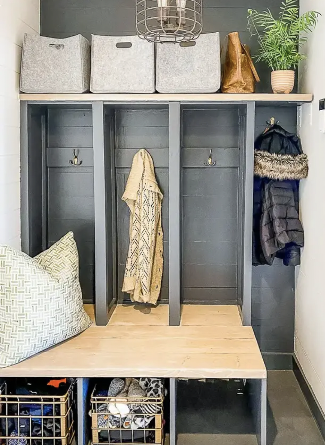 Mudroom Lockers For Small Space