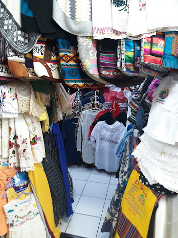 Tejidos Runa Ahuashca - Tienda de ropa
