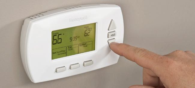http://www.lowes.com/images/LCI/Planning/BuyingGuides/ThermostatBuyingGuide/Thermostats-Hero.jpg