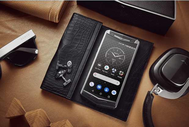 VERTU ASTER P - KHÔNG ĐƠN THUẦN LÀ CHIẾC ĐIỆN THOẠI | Hoàng Luxury