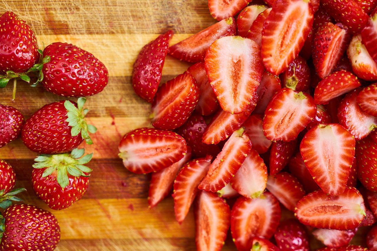 15 Most Water-rich Fruits to keep you hydrated During Summer 