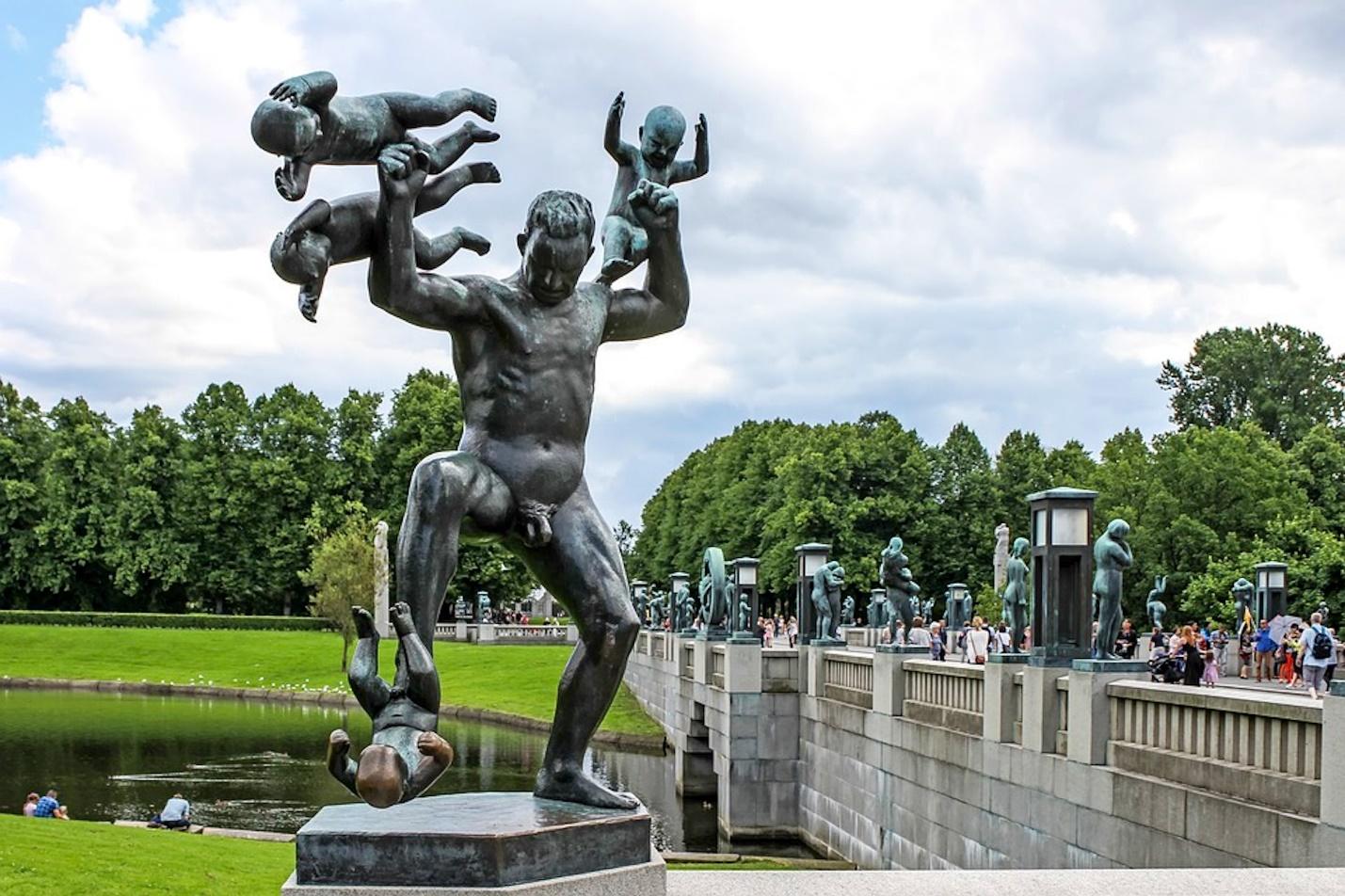 Visit Vigeland Sculpture Park