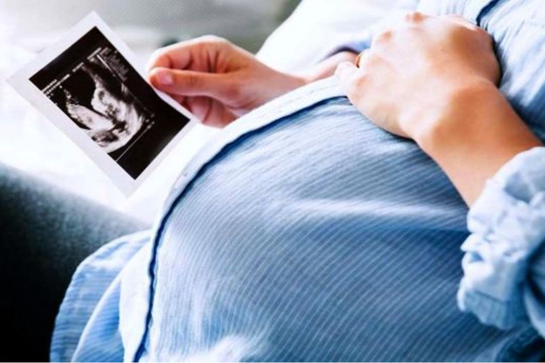 بارداری و مرخصی زایمان