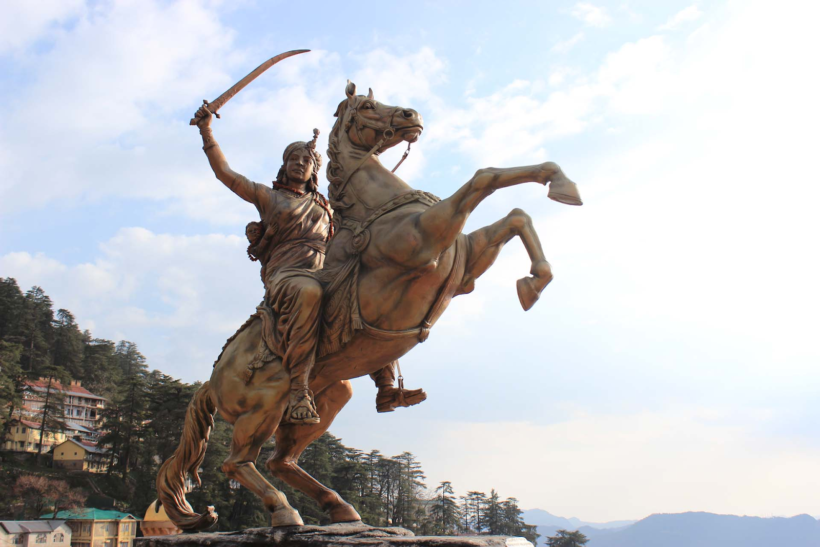 Know About Rani Lakshmi Bai: First Female Freedom Fighter in India