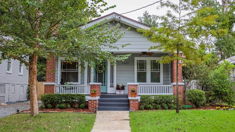 A typical bungalow-type home found in the Avondale neighborhood of Jacksonville, Florida.