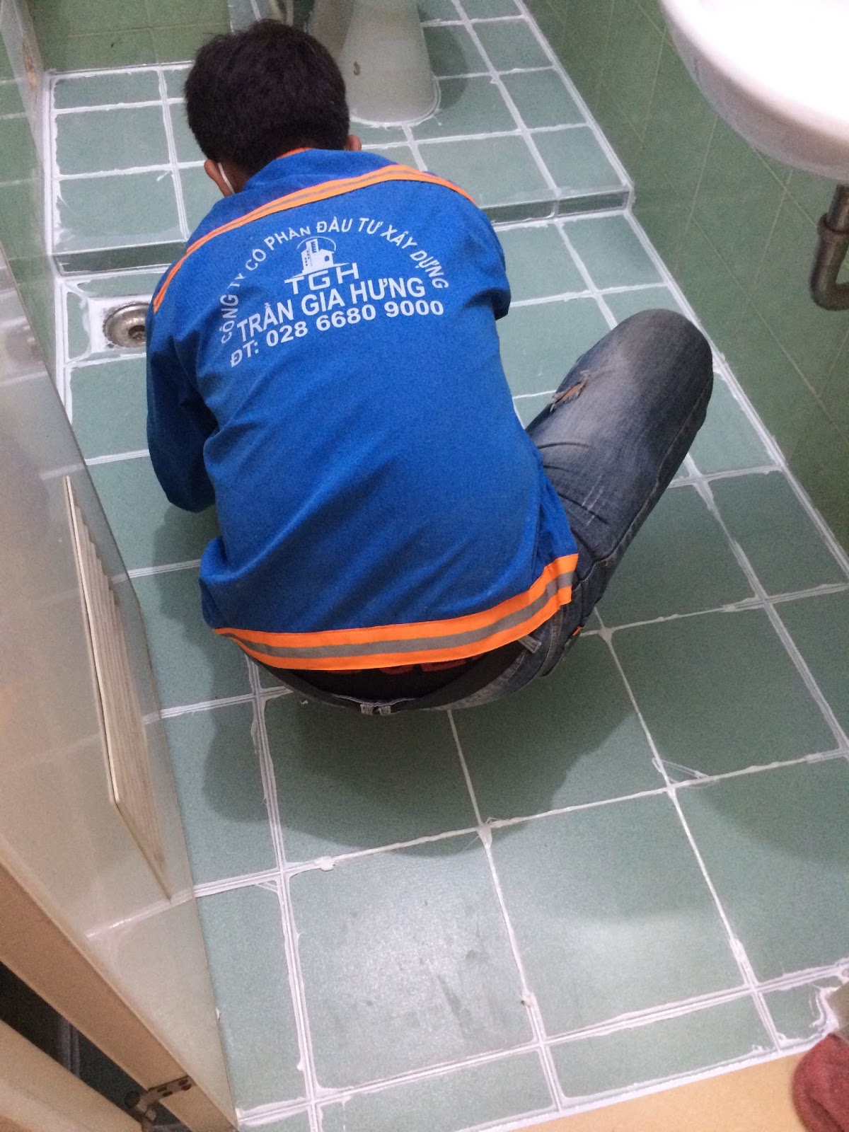 biện pháp thi công chống thấm sàn nhà bằng keo chà ron