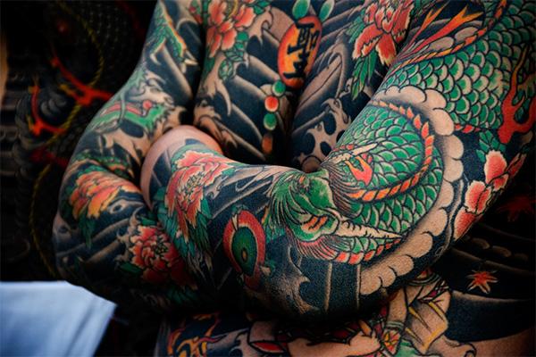 รอยสักญี่ปุ่น Irezumi วัฒนธรรมและความหมายอันลึกซึ้ง –  รอยสักสื่อความหมายแสดงออกถึงความเป็นตัวคุณ