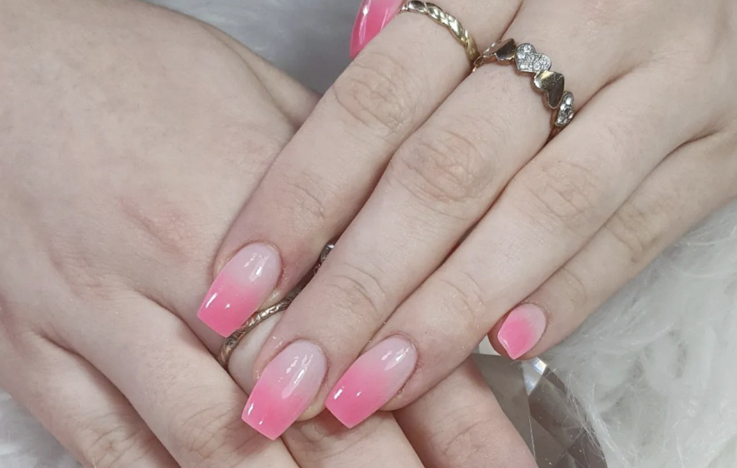pink candy ombre nail art design