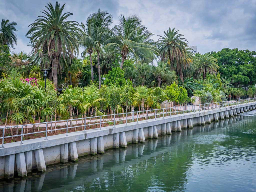 Miami Beach Botanical Garden | Collins Canal Prominade