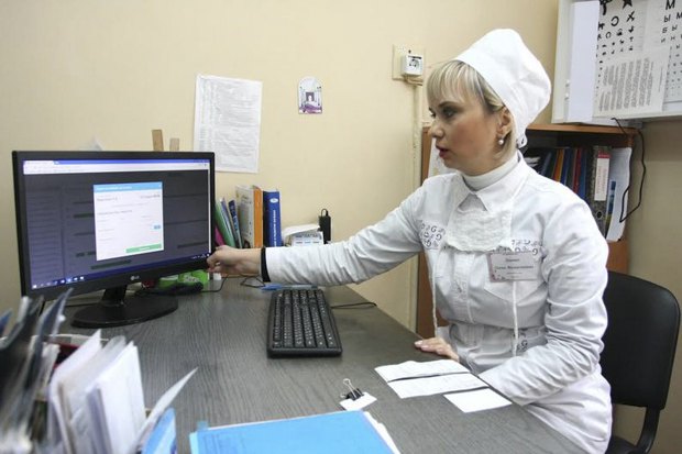 В днепровском Центре первичной медико-санитарной помощи № 3 электронная очередь к врачу работает уже с начала года, пока в тестовом режиме