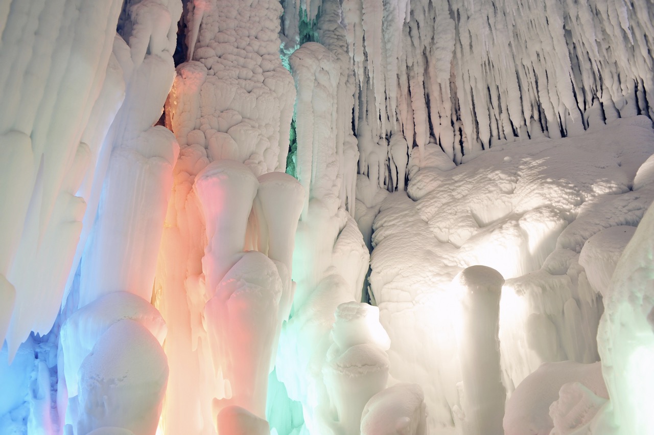 4.雪と氷の秘密基地「北海道アイスパビリオン」