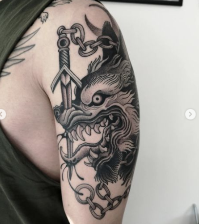 Dangerous Alpha Wolf Tattoo On Shoulder