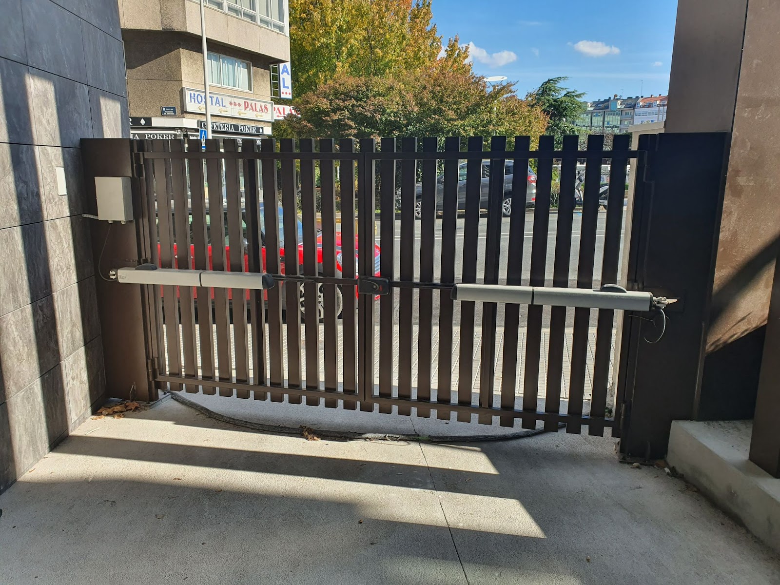 Puertas abatibles de acero galvanizado - Portagal