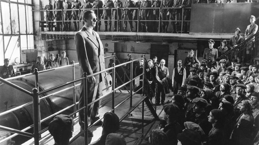 1.SCHINDLER’S LIST  2