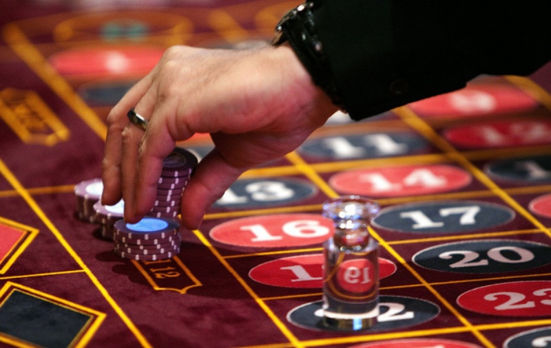 Loại hình cá cược thể thao và casino online chính là điểm mạnh hấp dẫn nhất của nhà cái