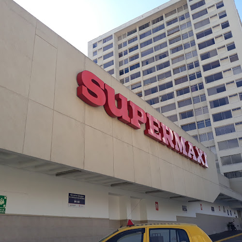 Supermaxi Multicentro
