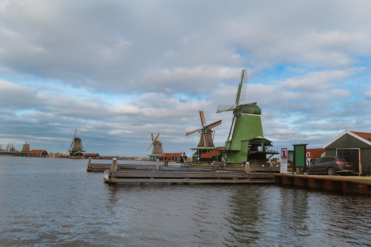 Explore De Zaanse Schans for an exciting windmill experience