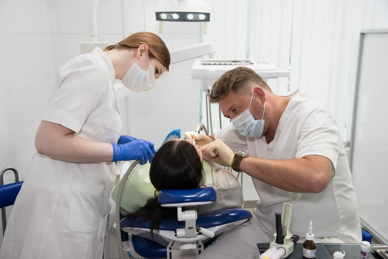 стоматология импланты зубов