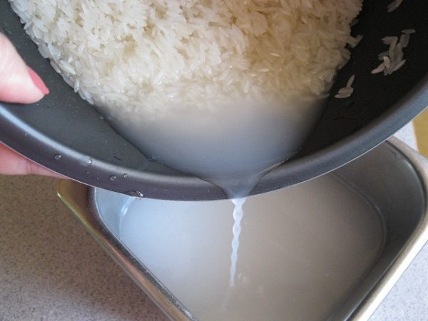 Cách trị huyết trắng tại nhà bằng nước vo gạo