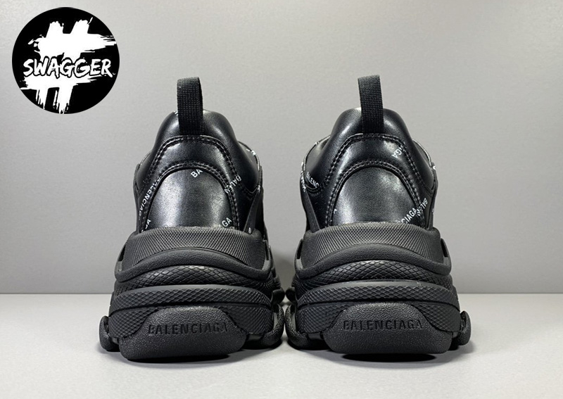 Giày balenciaga triple s tại Swagger có độ chính xác lên tới 99% so với phiên bản gốc
