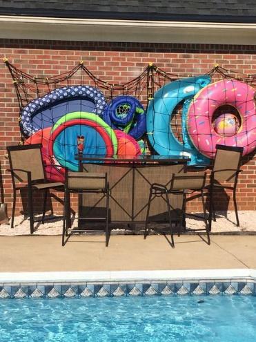 Cargo nets for pool floats