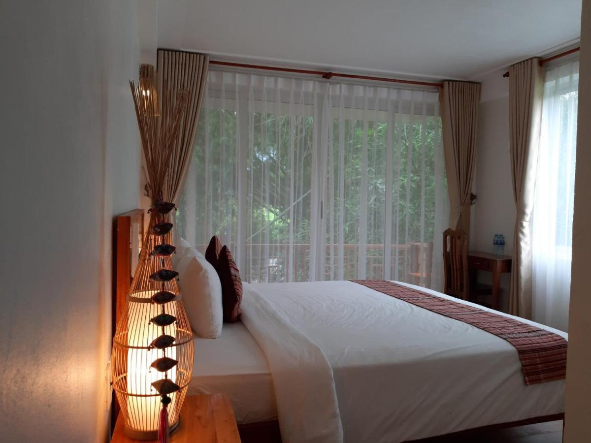 Deluxe room at Mai Chau Dreams homestay