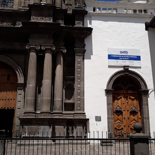 Centro de Estudios Fiscales - Quito
