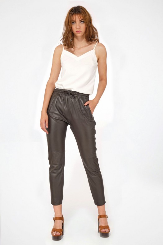 Mode Pantalons Pantalons en cuir UTZON Pantalon en cuir brun-noir style d\u00e9contract\u00e9 
