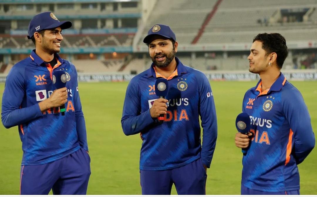 Rohit and Ishan welcomed Shubman Gill into the 200 club