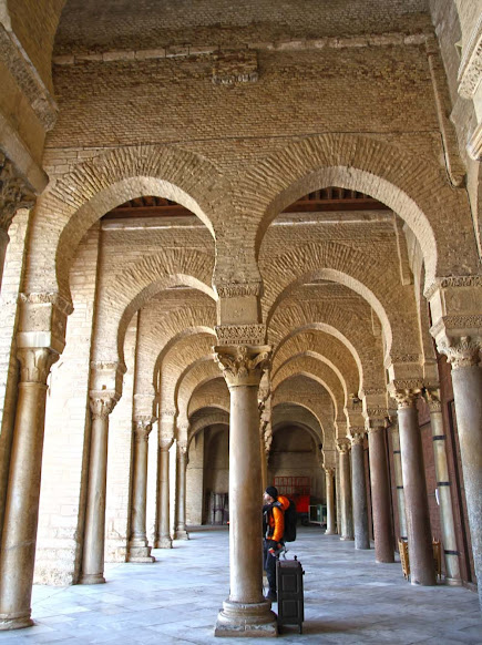 Visitar KAIROUAN e aprender a conturbada história do Islão | Tunísia