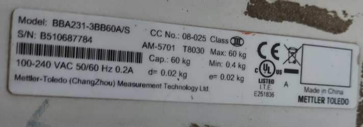 Actual balance specification where the value 'e' is given written in a digital weighing scale specifications
