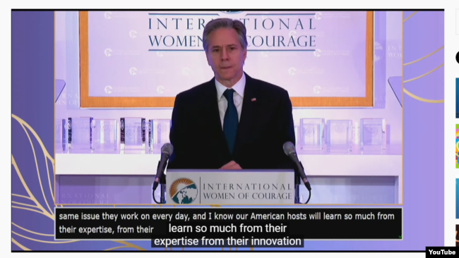 Ngoại trưởng Hoa Kỳ Antony Blinken phát biểu trực tuyến tại lễ trao giải thưởng Phụ nữ Quốc tế Can đảm, ngày 14/3/2022. Photo YouTube US Department.