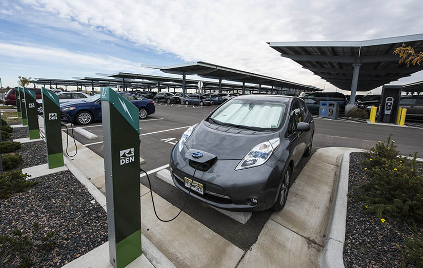 Comparing The Environmental Costs of Gasoline Vehicles and Electric Vehicles