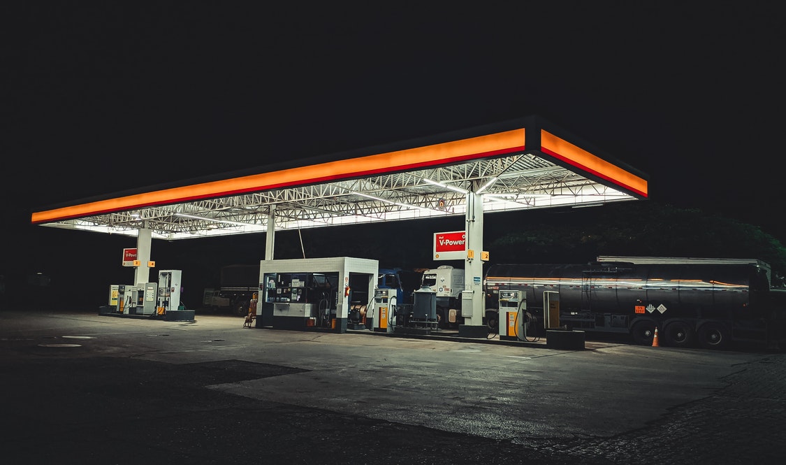 precio de la gasolina en estación de servicio