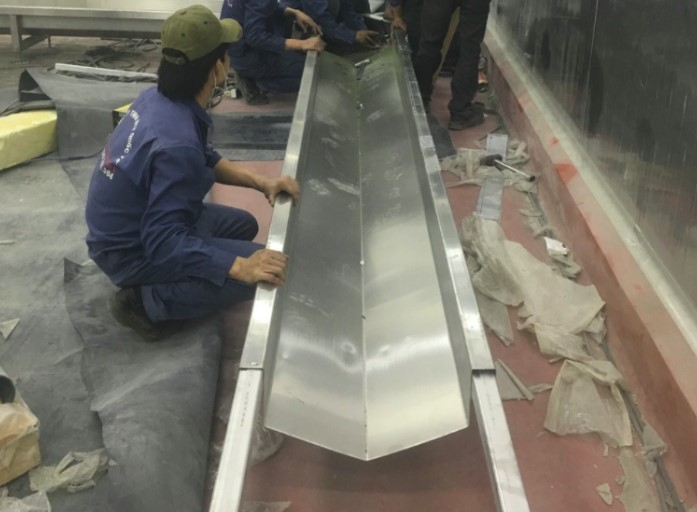 Kỹ thuật lắp máng xối