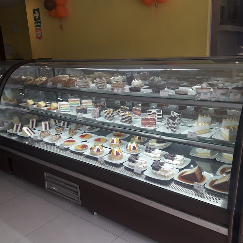 Opiniones de Victoria Pastelería Café en Los Olivos - Panadería