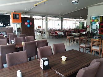 Park Bulvar Cafe- Restaurant -Oyun Salonu