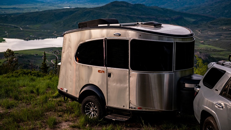 Airstream Basecamp 16 exterior - Jeep campers