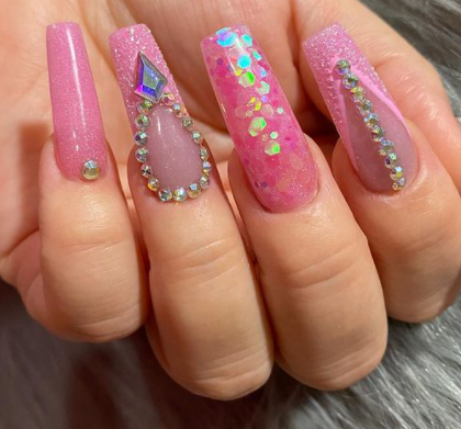 Pretty in Pink ombre coffin nail designs