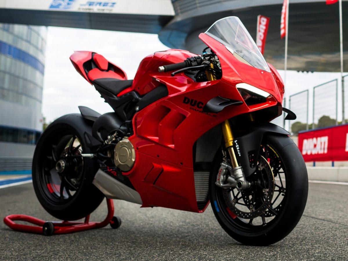 Ducati Panigale V4 is one of the best bikes in India 2024
