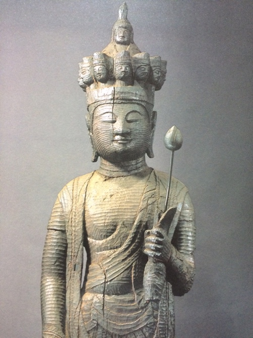 鉈彫仏・霊木から仏の姿が出現する過程を妄想してみた 鉈彫仏・霊木から仏の姿が出現する過程を妄想してみた