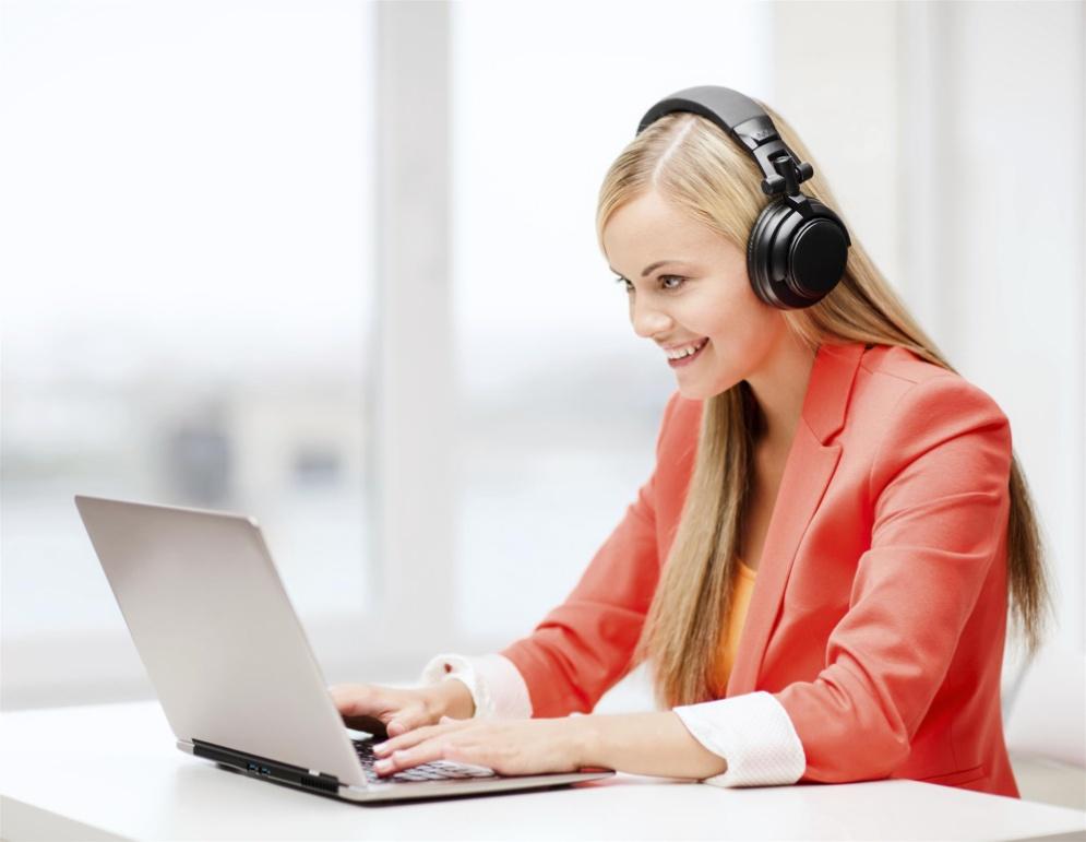 C:\Users\jcook\Downloads\happy woman with headphones listening to music.jpg