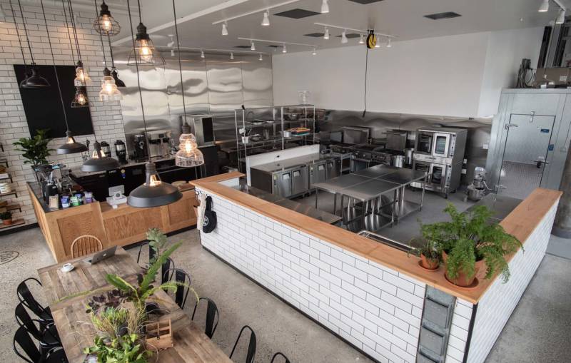 Forage Kitchen Oakland Coworking Space: Pricing, Amenities, Pictures [2021] 1