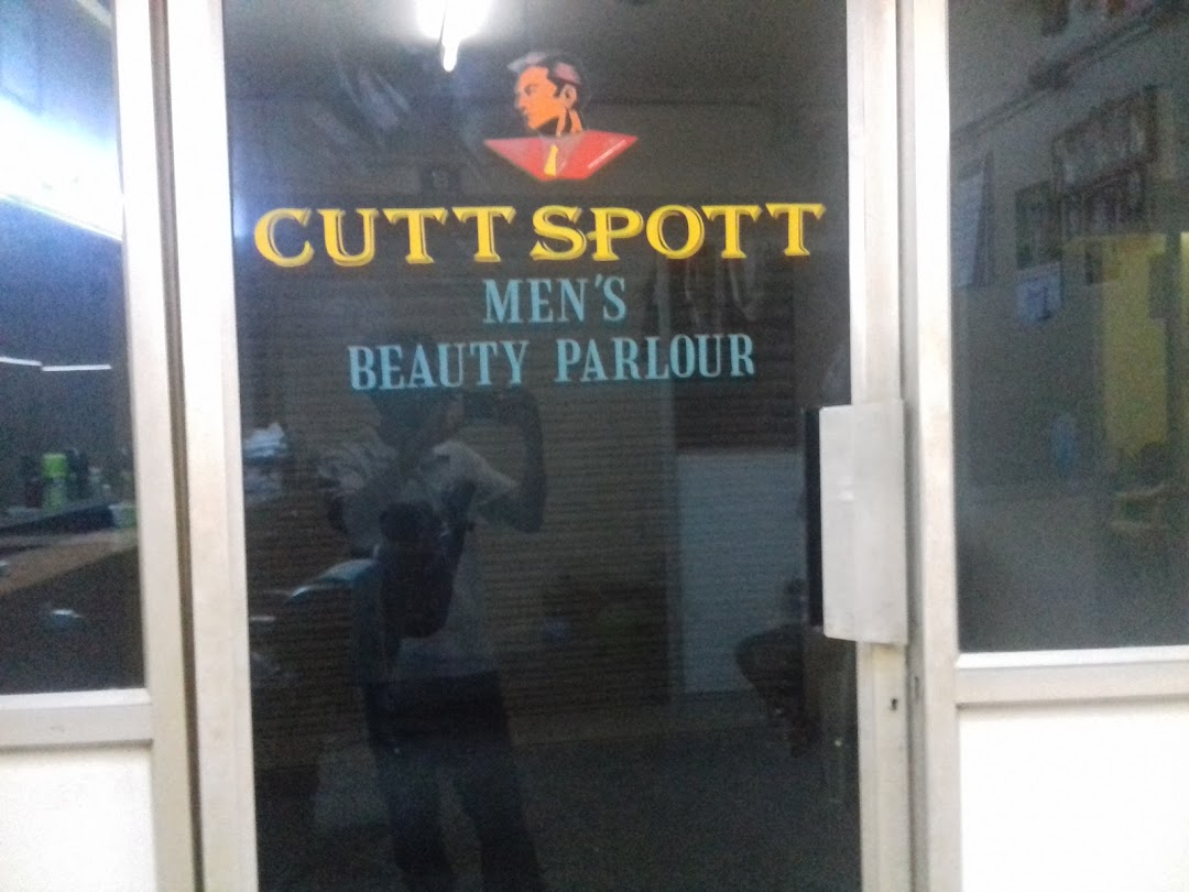 Cutt Spott Mens Beauty Parlour