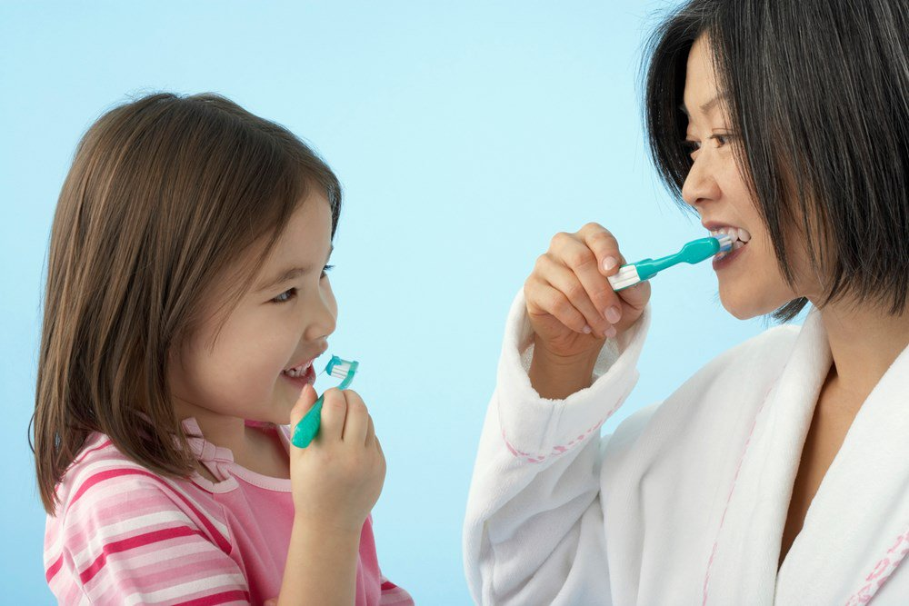 Cách vệ sinh răng miệng cho trẻ 15 tháng tuổi